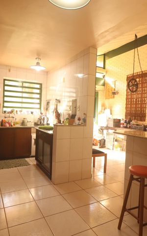Casa à venda com 330m², 6 quartos e 2 vagasCozinha