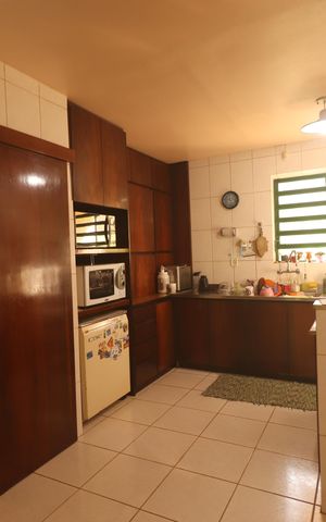 Casa à venda com 330m², 6 quartos e 2 vagasCozinha