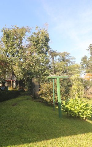 Casa à venda com 330m², 6 quartos e 2 vagasjardim