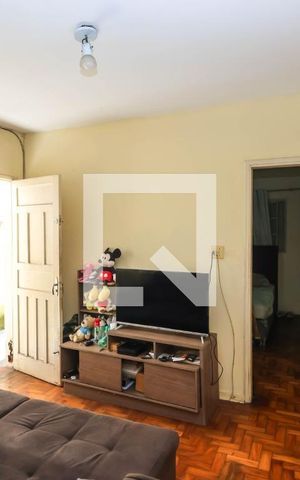 Casa à venda com 55m², 1 quarto e 2 vagas