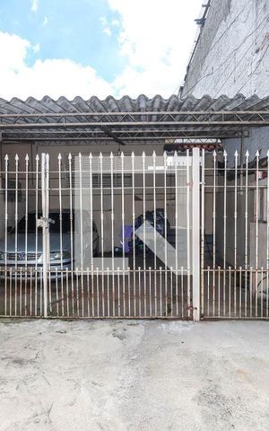 Casa à venda com 55m², 1 quarto e 2 vagas
