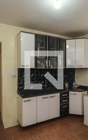 Casa à venda com 55m², 1 quarto e 2 vagas
