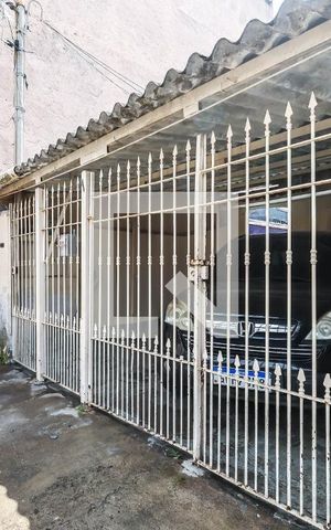 Casa à venda com 55m², 1 quarto e 2 vagas