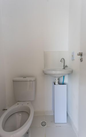 Apartamento para alugar com 36m², 2 quartos e sem vaga Apartamento para alugar com 36m², 2 quartos e sem vagaBanheiro