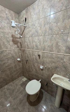 Casa para alugar com 560m², 4 quartos e 7 vagas Casa para alugar com 560m², 4 quartos e 7 vagasBanheiro da suíte 2