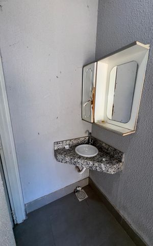 Casa para alugar com 560m², 4 quartos e 7 vagas Casa para alugar com 560m², 4 quartos e 7 vagasBanheiro 2
