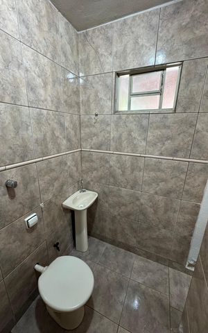Casa para alugar com 560m², 4 quartos e 7 vagas Casa para alugar com 560m², 4 quartos e 7 vagasBanheiro da Suíte 2