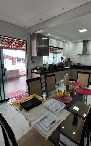 Casa para alugar com 560m², 4 quartos e 7 vagas Casa para alugar com 560m², 4 quartos e 7 vagasCozinha