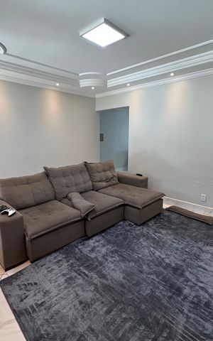 Casa para alugar com 560m², 4 quartos e 7 vagas Casa para alugar com 560m², 4 quartos e 7 vagasSala