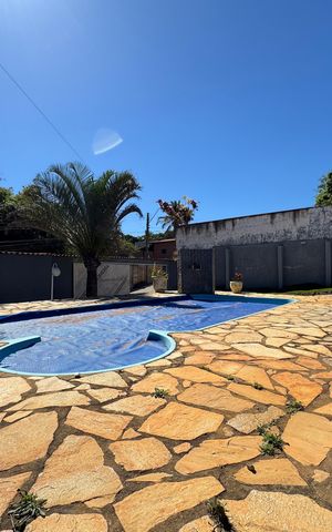 Casa para alugar com 560m², 4 quartos e 7 vagas Casa para alugar com 560m², 4 quartos e 7 vagasÁrea comum - Piscina