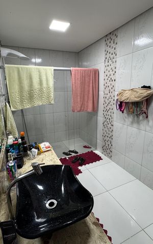 Casa para alugar com 560m², 4 quartos e 7 vagas Casa para alugar com 560m², 4 quartos e 7 vagasBanheiro da suíte 1