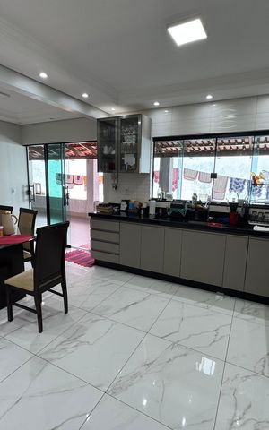 Casa para alugar com 560m², 4 quartos e 7 vagas Casa para alugar com 560m², 4 quartos e 7 vagasCozinha