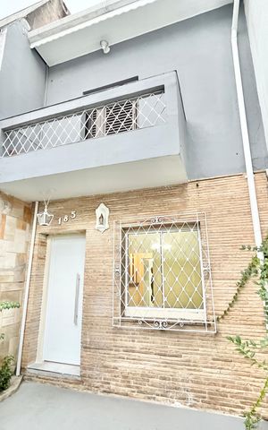 Casa para alugar com 140m², 3 quartos e 1 vaga Casa para alugar com 140m², 3 quartos e 1 vagaGaragem
