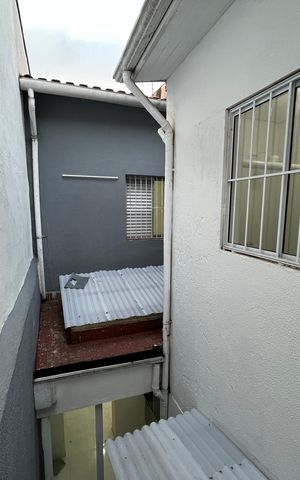 Casa para alugar com 140m², 3 quartos e 1 vaga Casa para alugar com 140m², 3 quartos e 1 vagaÁrea de Serviço