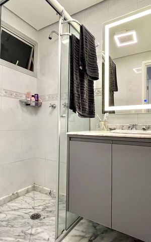 Apartamento à venda com 86m², 3 quartos e 2 vagas Apartamento à venda com 86m², 3 quartos e 2 vagasBanheiro da Suíte