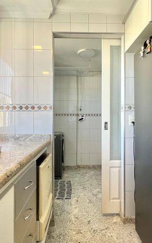 Apartamento à venda com 86m², 3 quartos e 2 vagas Apartamento à venda com 86m², 3 quartos e 2 vagasCozinha