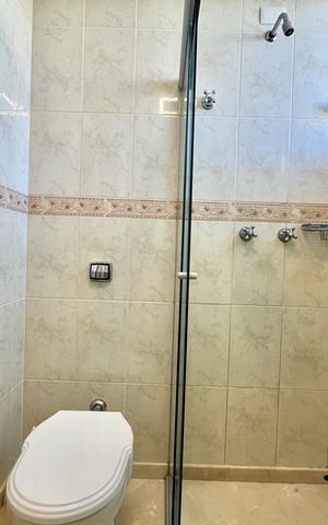 Apartamento à venda com 86m², 3 quartos e 2 vagas Apartamento à venda com 86m², 3 quartos e 2 vagasBanheiro Social