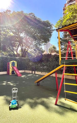 Apartamento à venda com 86m², 3 quartos e 2 vagas Apartamento à venda com 86m², 3 quartos e 2 vagasÁrea comum - Playground