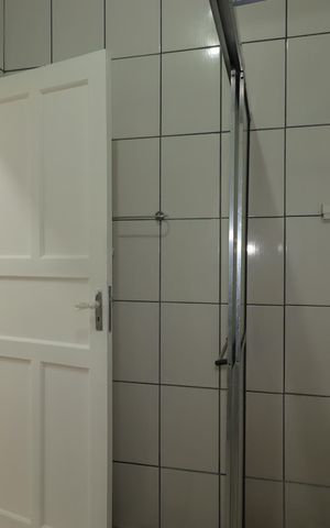 Casa à venda com 99m², 2 quartos e sem vagaBanheiro interno
