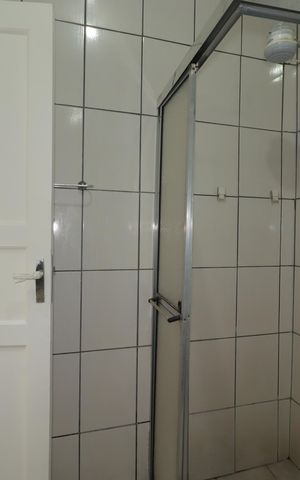 Casa à venda com 99m², 2 quartos e sem vagaBanheiro interno