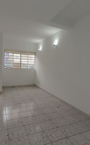 Casa à venda com 99m², 2 quartos e sem vagaSala