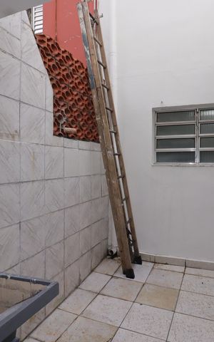 Casa à venda com 99m², 2 quartos e sem vagaÁrea de Serviço