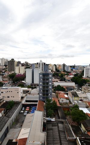 Apartamento à venda com 65m², 3 quartos e 1 vagaQuarto 2 - Vista