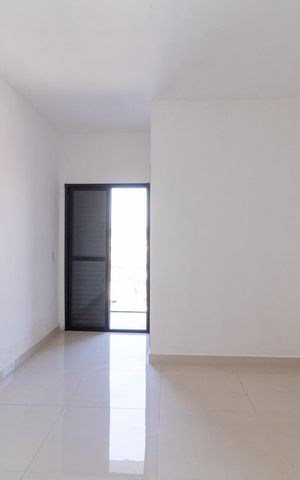 Casa à venda com 120m², 2 quartos e 2 vagas Casa à venda com 120m², 2 quartos e 2 vagasSuíte 2