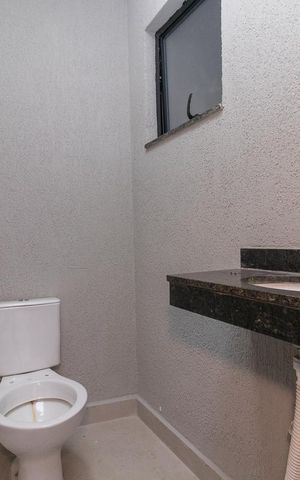 Casa à venda com 120m², 2 quartos e 2 vagas Casa à venda com 120m², 2 quartos e 2 vagasLavabo