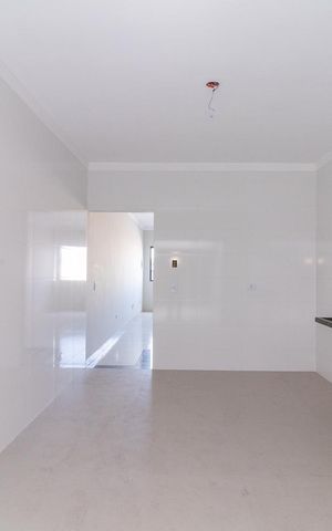 Casa à venda com 120m², 2 quartos e 2 vagas Casa à venda com 120m², 2 quartos e 2 vagasCozinha
