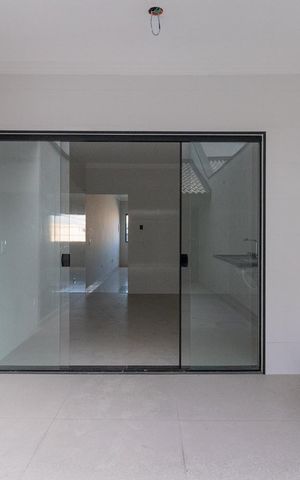 Casa à venda com 120m², 2 quartos e 2 vagas Casa à venda com 120m², 2 quartos e 2 vagasÁrea de Serviço