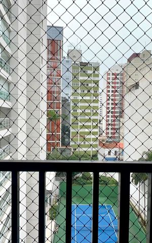 Apartamento para alugar com 105m², 2 quartos e 1 vaga Apartamento para alugar com 105m², 2 quartos e 1 vagaVaranda da suíte 2