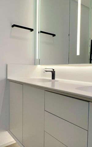 Apartamento para alugar com 105m², 2 quartos e 1 vaga Apartamento para alugar com 105m², 2 quartos e 1 vagaBanheiro da suíte 2
