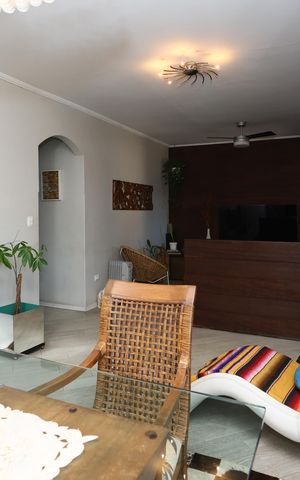 Casa à venda com 150m², 3 quartos e 4 vagas Casa à venda com 150m², 3 quartos e 4 vagassala