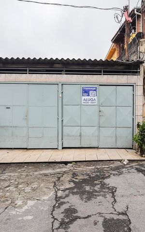 Casa à venda com 360m², 6 quartos e 4 vagasFachada