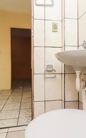 Casa à venda com 360m², 6 quartos e 4 vagasBanheiro Social