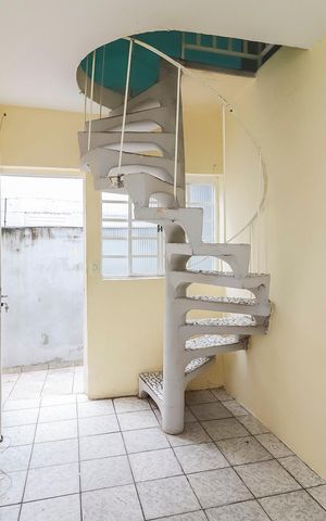 Casa à venda com 360m², 6 quartos e 4 vagasSala