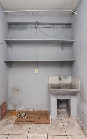 Casa à venda com 360m², 6 quartos e 4 vagasÁrea de serviço