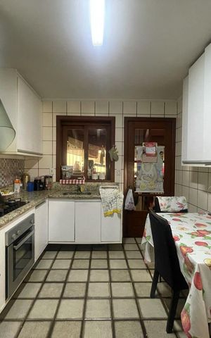 Apartamento à venda com 240m², 3 quartos e 2 vagas