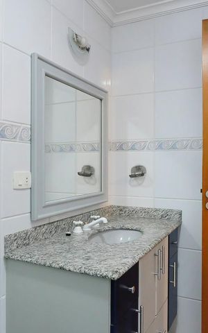 Apartamento à venda com 163m², 3 quartos e 3 vagasBanheiro da suíte 2