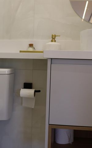 Apartamento à venda com 60m², 2 quartos e 1 vaga Apartamento à venda com 60m², 2 quartos e 1 vagaBanheiro Social