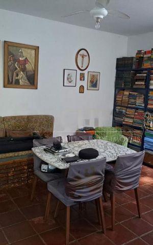 Casa à venda com 250m², 3 quartos e 2 vagas