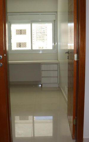 Apartamento para alugar com 150m², 4 quartos e 3 vagasCorredor