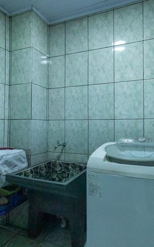 Casa à venda com 300m², 2 quartos e 1 vaga Casa à venda com 300m², 2 quartos e 1 vagaÁrea de Serviço