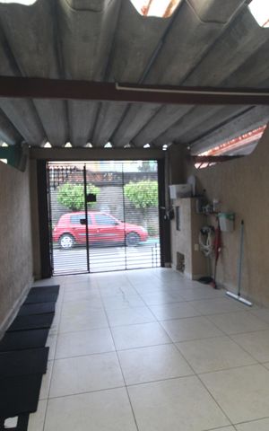 Casa para alugar com 90m², 2 quartos e 2 vagasGaragem