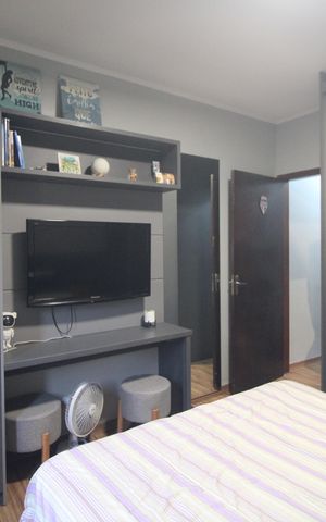 Casa para alugar com 90m², 2 quartos e 2 vagasQuarto 1