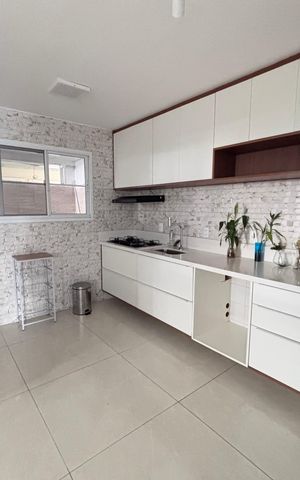 Casa de condomínio à venda com 213m², 3 quartos e 3 vagas Casa de condomínio à venda com 213m², 3 quartos e 3 vagasCozinha