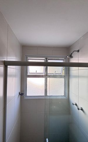 Casa de condomínio à venda com 213m², 3 quartos e 3 vagas Casa de condomínio à venda com 213m², 3 quartos e 3 vagasBanheiro