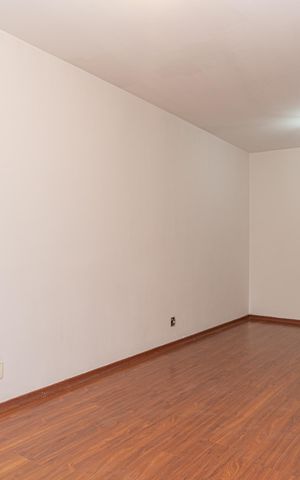 Apartamento à venda com 40m², 1 quarto e 1 vaga Apartamento à venda com 40m², 1 quarto e 1 vagaSala