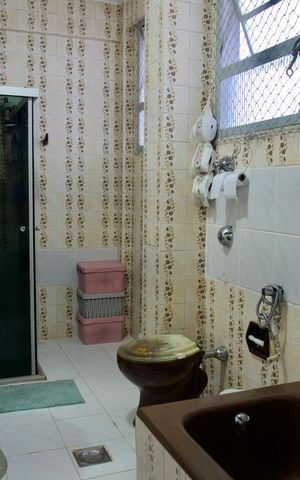 Apartamento à venda com 299m², 5 quartos e 3 vagas Apartamento à venda com 299m², 5 quartos e 3 vagasBanheiro
